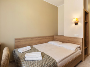 Отель Old Town Trio