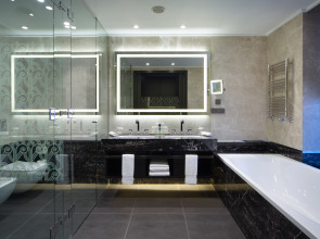 Отель DoubleTree by Hilton Minsk