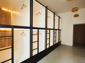 Kapsula Hotel