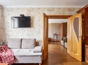 Apartamentyi Na Gazetnom Pereulke 1/12