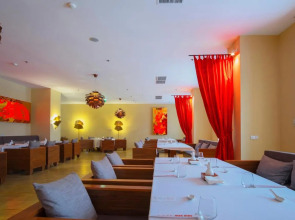 Отель Landmark Baku