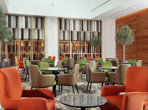 Отель Grand Cosmopolitan