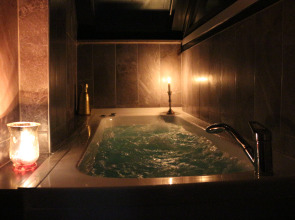 Отель Mic Royal