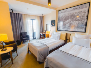 Отель Citadel Narikala