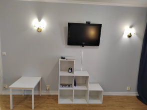 Квартира двухкомнатная с сауной лифтом и балконом