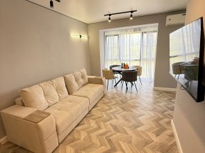 Na Beregu Morya Amra Loft Flat