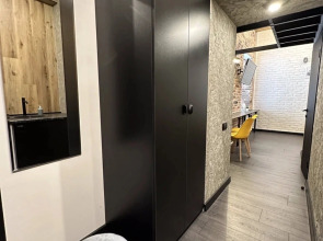 Апартаменты Двухуровневая Студия Лофт на Маяковского 17