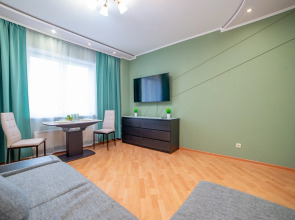 Апартаменты Бажова 68