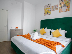 Biznes  S Dvumya Krovatyami Ryadom S Trts Mega Apartment