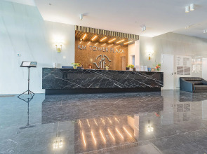 Апартаменты Просторная студия в центре на ул. Горького 23а Сова-Дом