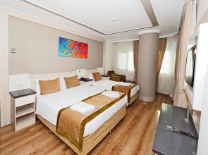 Отель Bulvar Palas Old City