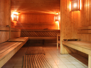 Отель Cross Resort