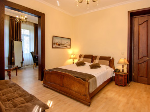 Отель British House