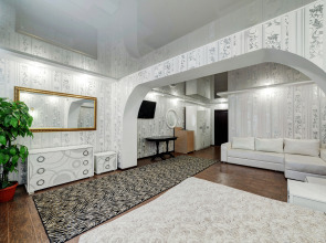 Отель Frantel Palace