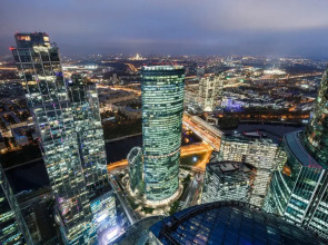 Студия для двоих на 74-м этаже