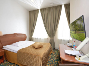 Отель Cronwell Inn Стремянная