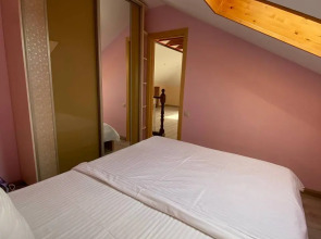 Апартаменты Семейные Двухуровневые Айсберг