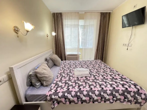 Апартаменты на Широкой