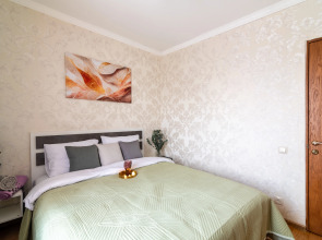 Квартира Двухкомнатная квартира у метро Минская, Парк Победы