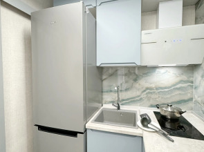 Квартира Konstantinov Apartments Обская 46