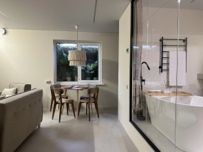 Kvartira-Studiya 42 M² 3 Krovati Flat