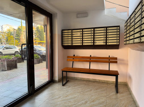 Апартаменты с балконом у реки рядом с пляжем