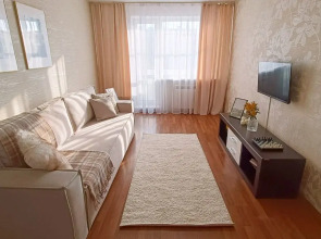 Квартира Уютная Двухкомнатная в Центре Города