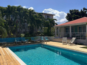 Hotel Talk of the Town Inn & Suites