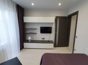 Апартаменты BeHappy Хоружей 10/2