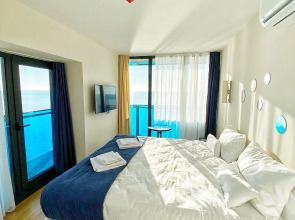 Апарт-отель Central Hotel Orbi City Batumi block ABC