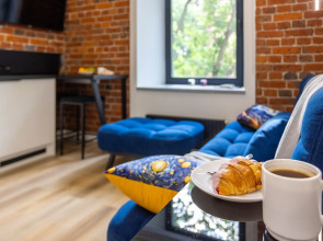 Апартаменты LikeHome Life - Полянка 1-й Хвостов Переулок