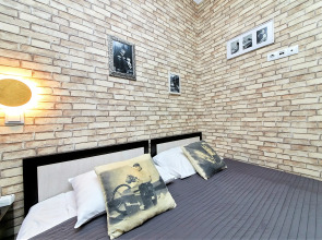 Отель Априори