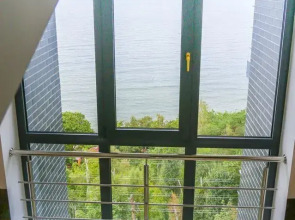 Квартира на Первой Линии у Моря