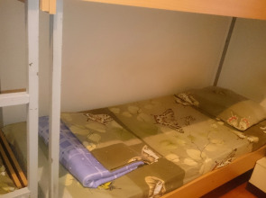 Na Pereulke Sverdlova Hostel