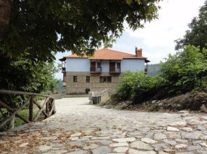 Sintrivanis Mountain Guest House