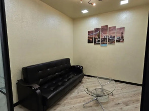 Квартира Уютная двухкомнатная квартира в центре города