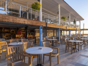 Отель Armas Beach