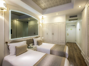 Отель Yasmak Sultan