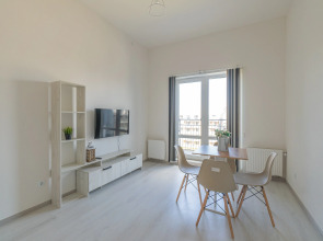 Апартаменты Двухкомнатная Квартира на Мансардном Этаже