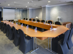 Отель Novel City Center