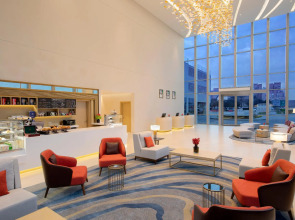 Отель Dubai Avani Ibn Battuta Hotel