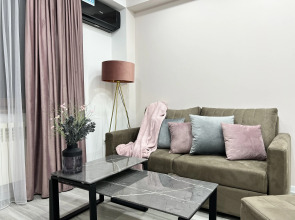 Апартаменты Modern city center Saryan str