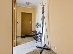 2-room Apartment 2 Min Walk From Food Mall DEPO