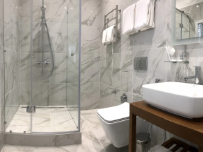 Отель F911 Яхт Клуб