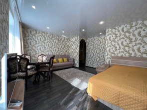 Уютная Квартира в Историческом Центре Города