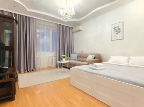 421 Yevrotreshka V Samom Tsentre Na 6 Gostey Apartment