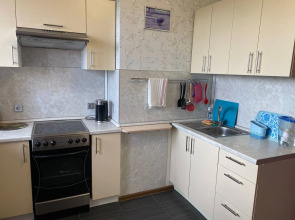 Квартира Cолнечная, уютная квартира 50кв.м рядом с метро