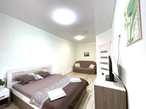 Na Ulitse Krymskoy Vesny 1k3 Flat