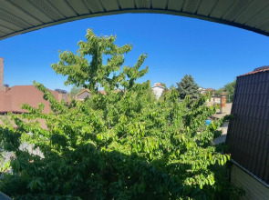 Гостевой дом Дом с лилиями