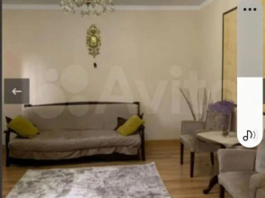 2-Kh Komnatnaya Kvartira Flat